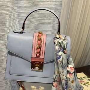 Brand new handbag for spring. Fun flirty Aldo handbag for fun outings.